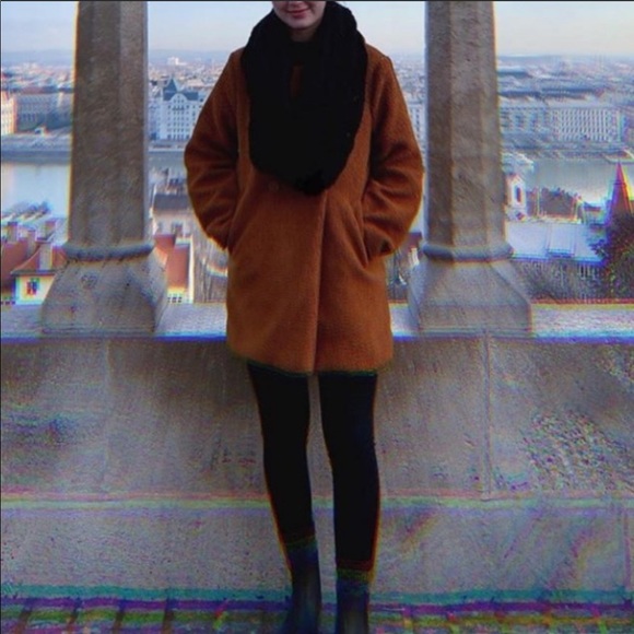 Fluffy brown coat - double breasted buttons - Picture 5 of 6